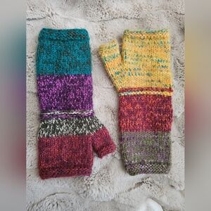 Hand-knit Peruvian Alpaca Fingerless Gloves